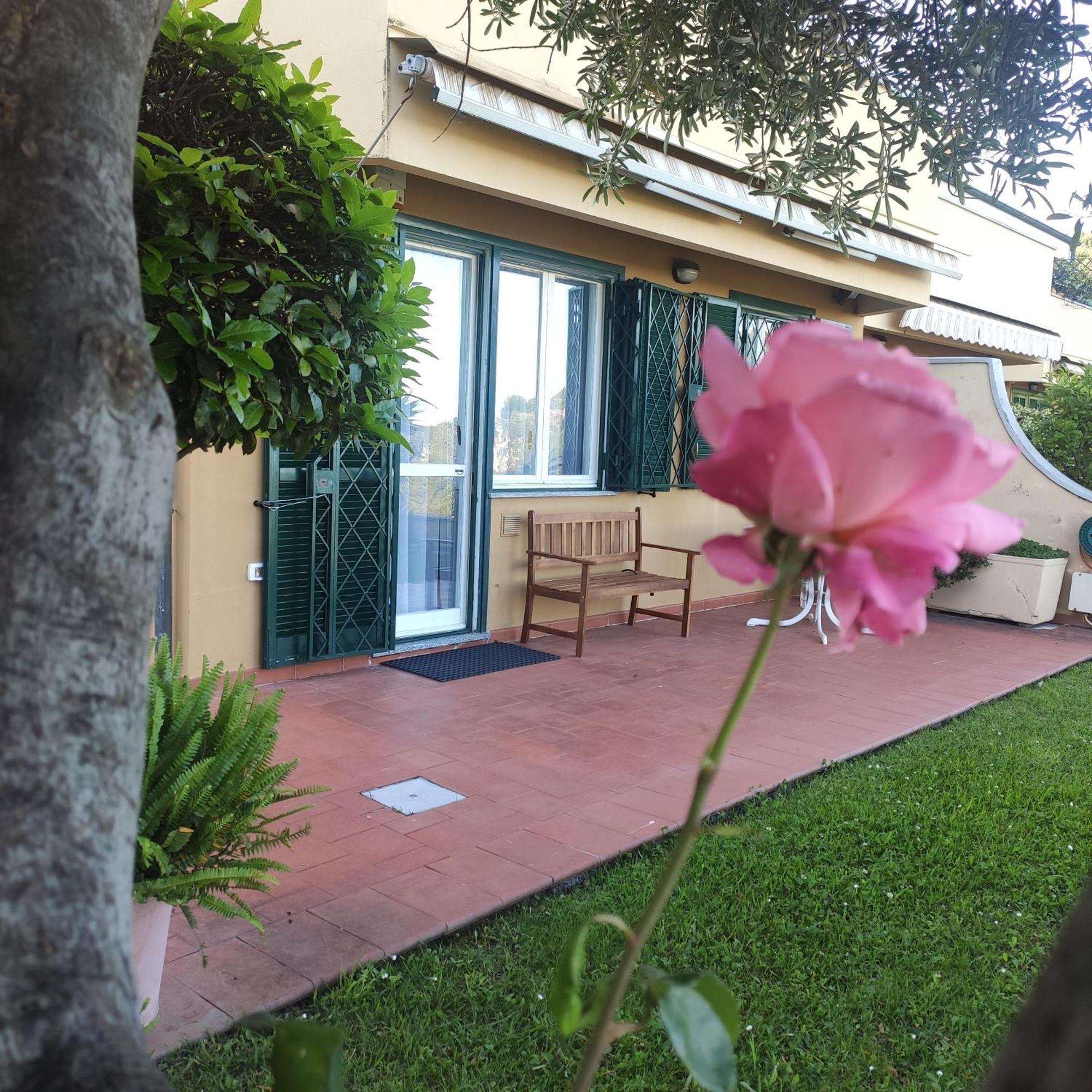 Il Giardino Sull'Isola - Appartamento - ברג'ג'י מראה חיצוני תמונה
